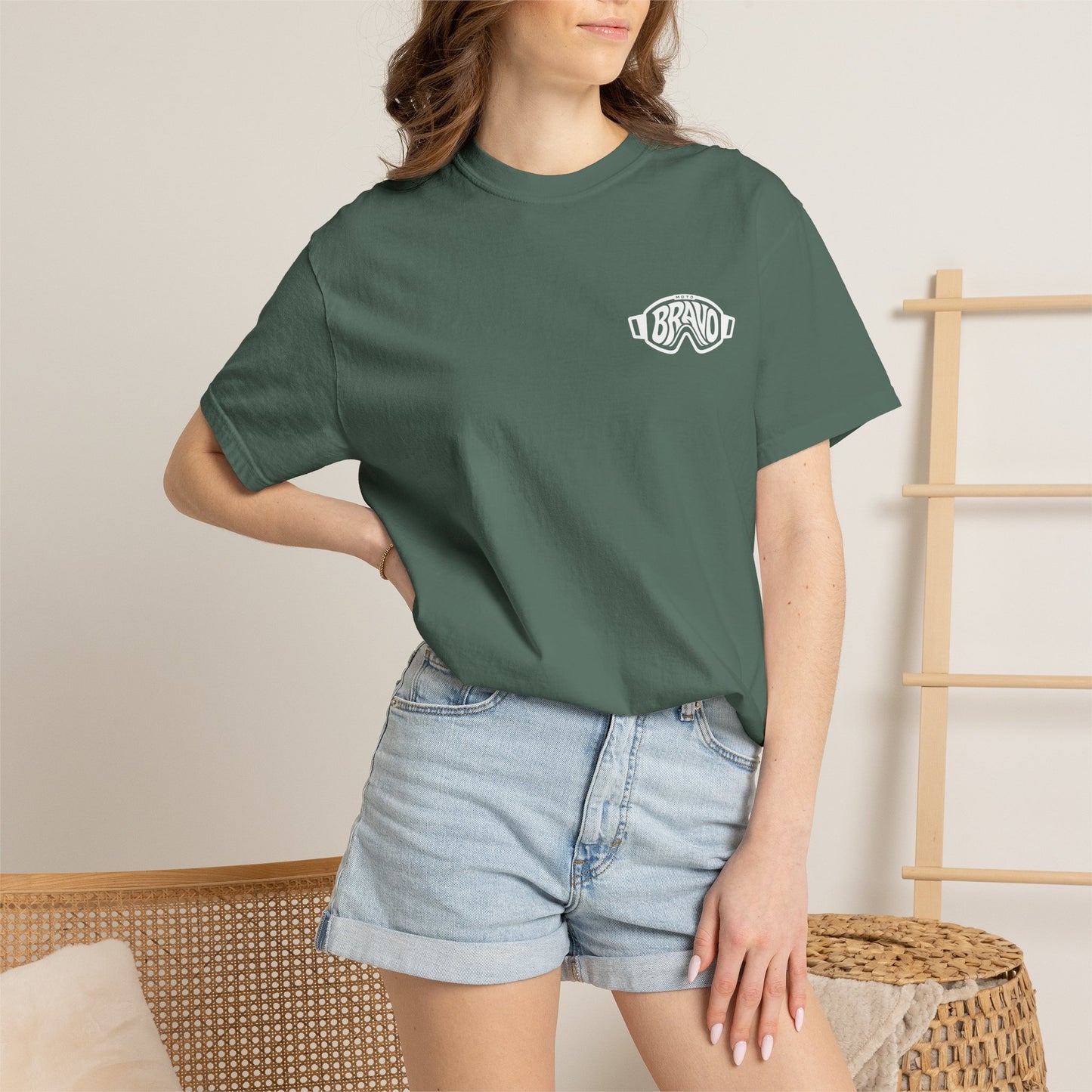 $Oval Tee